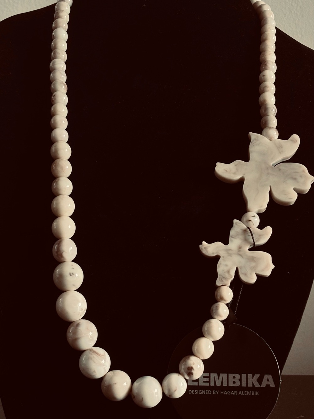 NWT Alembika Lotus Bead Necklace Oat Resin Sculptural Art Statement Lagenlook